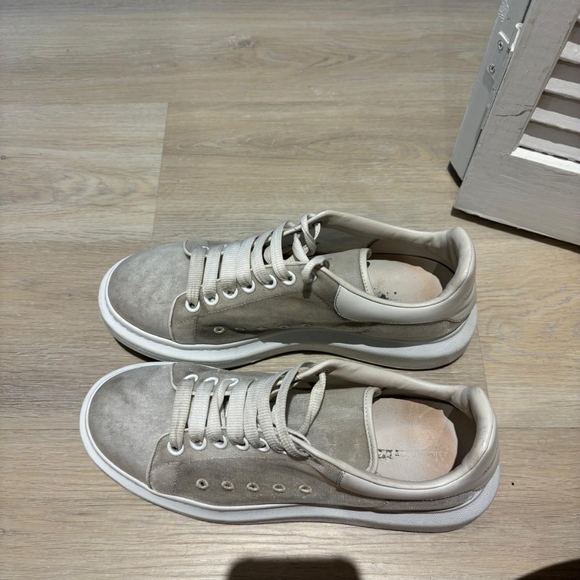 Alexander Mcqueen Mesh Men's Sneaker - Picture 15 of 16